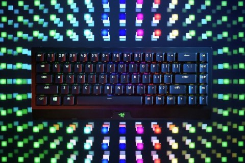 Razer | BlackWidow V3 Mini HyperSpeed | Mechanical Gaming Keyboard | RGB LED light | US | Wireless | Black | Bluetooth | Green S