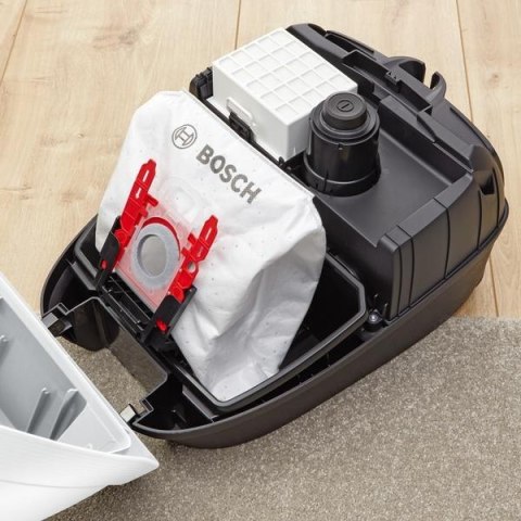 Bosch | Vacuum cleaner | ProSilence BGB6SIL1 | Bagged | Power 700 W | Dust capacity 4 L | White