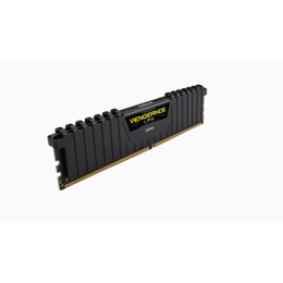 Corsair | 32 GB: 2 x 16 GB | Zestaw pamięci | DDR4 SDRAM - DIMM 288-pin | 3200 MHz | CAS Latency CL16 | Napięcie 1,35 V | Niebuf